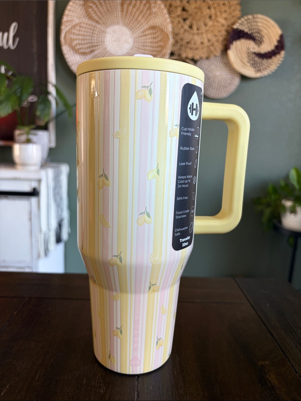 HydroJug Traveler 32 Oz Tumbler in Pink Lemonade! New!!